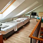 Matilda Old Town With Free 2 Car Parking Kosice