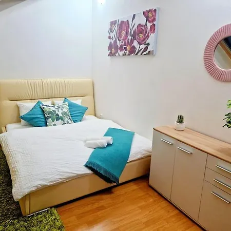 Apartmán Matilda Old Town With Free 2 Car Parking *