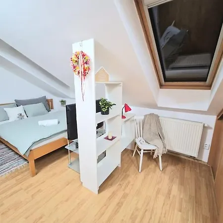 Matilda Old Town With Free 2 Car Parking *