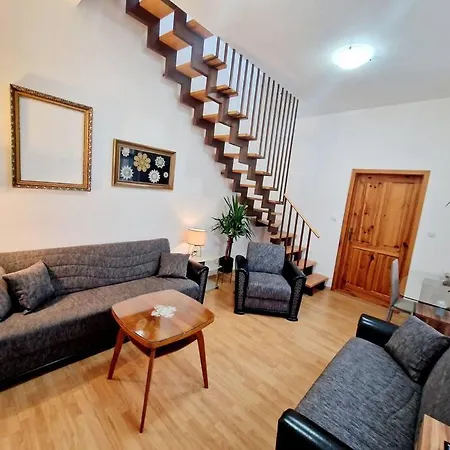 Matilda Old Town With Free 2 Car Parking Kosice