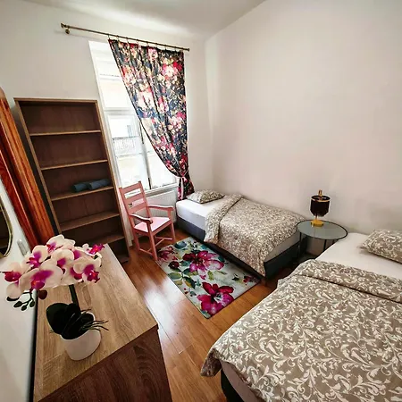 Matilda Old Town With Free 2 Car Parking * Kosice