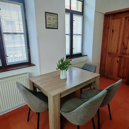 Apartamento Matilda Old Town With Free 2 Car Parking Košice